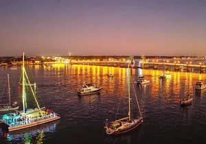 St Augustine Nights of Lights Tour with Live Music and Sunset Opt