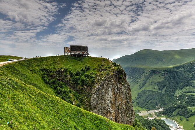 2-Day Kazbegi Tour: Adventure in the Caucasus Mountains