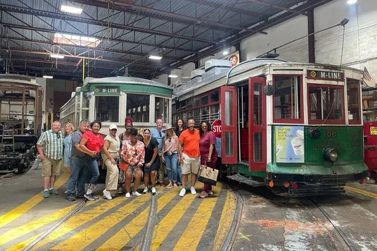 Dallas Uptown Foodie Tour + Trolley by Food Tours of America