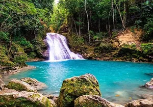 Exotic Blue Hole and Native Tour