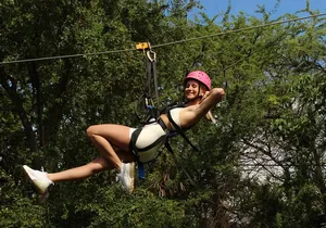 Six Zipline Adventure with Waikiki Transportation