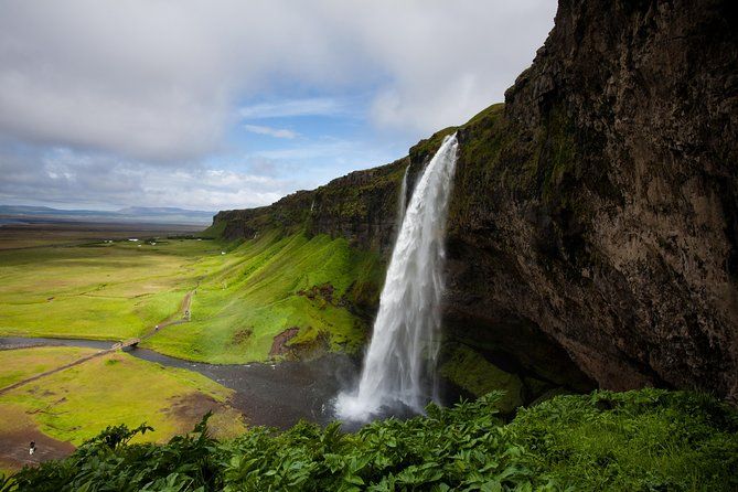 3-Day Golden Circle, Ice Cave and Glacier Lagoon Small-Group Tour