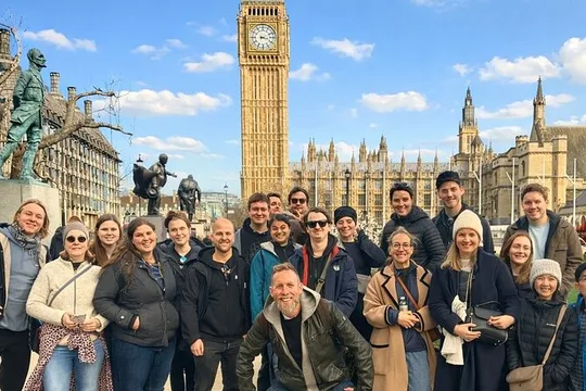 London Essential 2 hour introductory Walking Tour With a Londoner