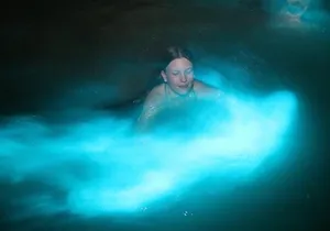 Private Martha Brae Raft and Luminous Lagoon Tour with Dinner