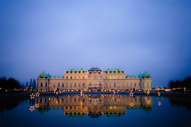 PRIVATE TOUR: From Prague to stunning Vienna with local guide