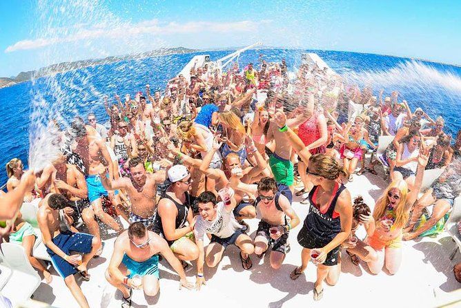 Adults Only Party Cruise to Isla Mujeres Free one-way pickup