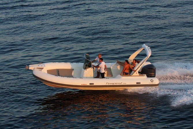 Water Taxi to Islands Brac and Hvar for the best Price
