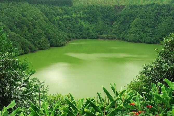 Guided Tour to the Sete Cidades Volcano in São Miguel Azores