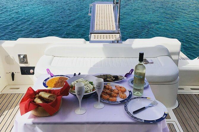 Luxury Power Yacht Cruise