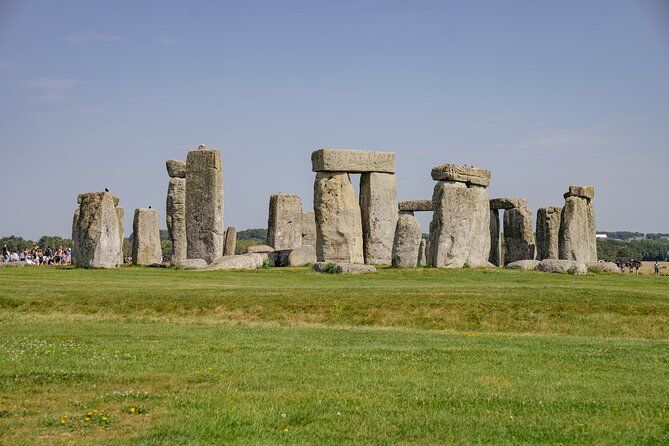 Southampton Private Cruise Transfer from London via Stonehenge.