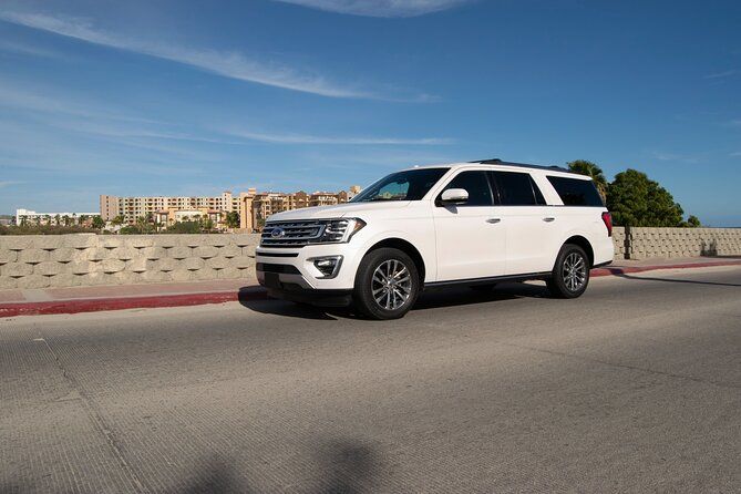 Private SUV RoundTrip From Airport to Hotels in Corridor Zone 2
