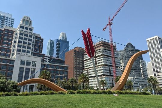 San Francisco Embarcadero Scavenger Hunt Walking Tour and Game