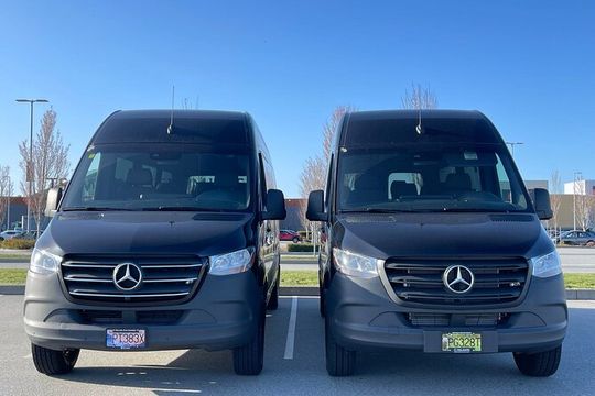 Private Transfer Between Vancouver Airport and Vancouver Cruise