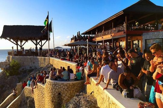 Negril 7 Miles Beach, Ricks Cafe and Shopping