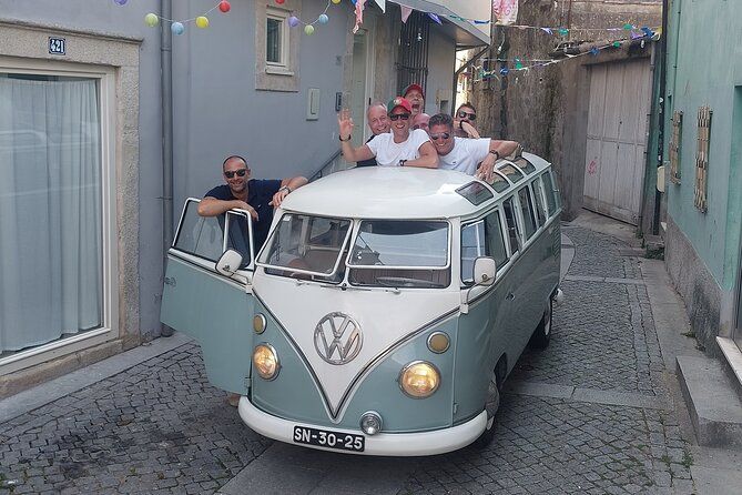 Exclusive VW Kombi tour in Porto