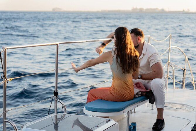 Barcelona: Sunset from the Sea with Music and Drinks