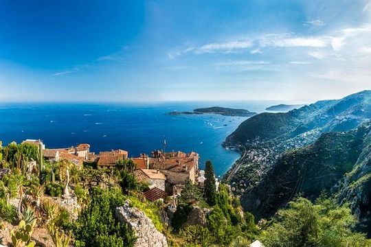 Rothschild’s Legacy Greek Elegance and Perfume Secrets of Eze