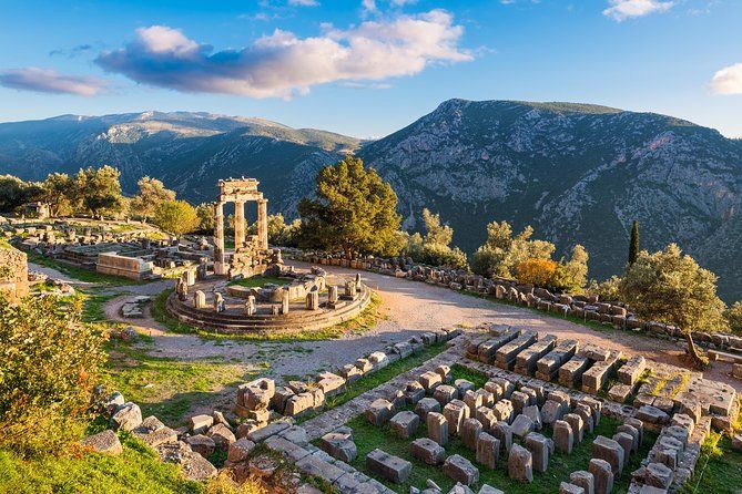Private Tour to Delphi! from Volos