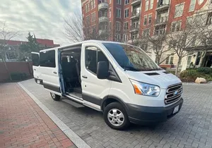 Private Ronald Reagan National Airport (DCA) transfer Round trip