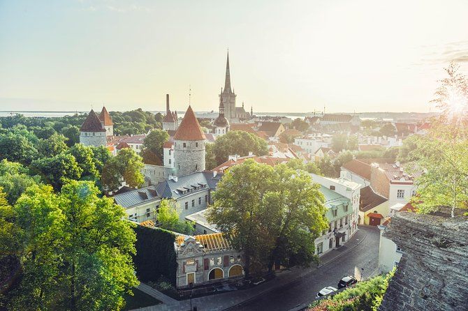 Highlights of the Baltic states in 8 Days (Tallinn-Vilnius)