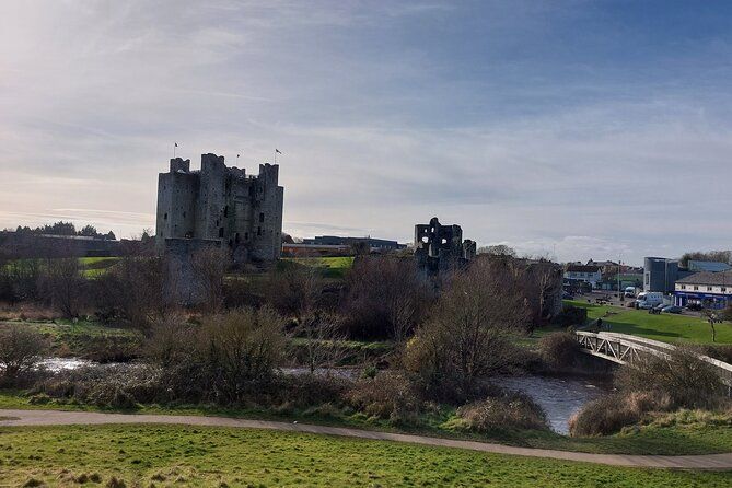 Sean's Bar, Clonmacnoise, Athlone & Trim Castle from Dublin