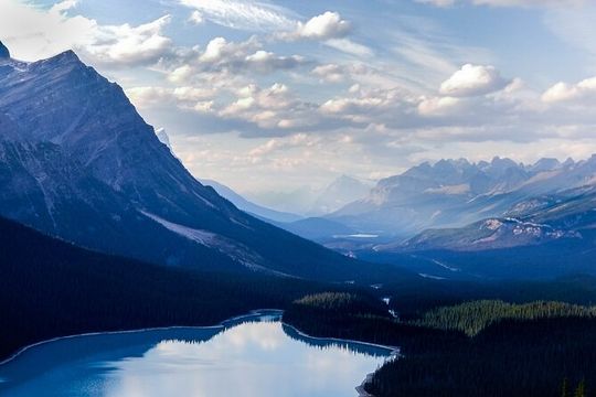 Private Full Day Tour-Lake Louise, Peyto Lake, Johnston Canyon...