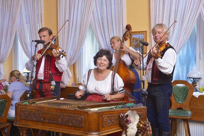 Folk Dinner Experience in Prague with Transportation