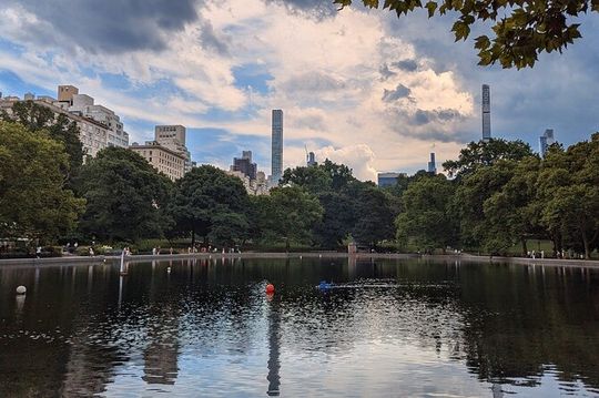 New York Central Park Scavenger Hunt Walking Tour and Game