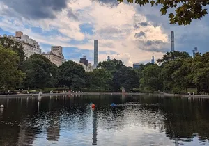 New York Central Park Scavenger Hunt Walking Tour and Game