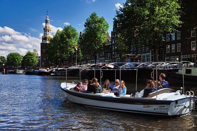 Amsterdam: 60-Minute Guided Private Canal Cruise with Drinks