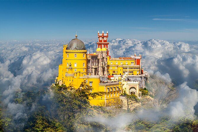 Sintra Village and Cascais with multiple coastline stops