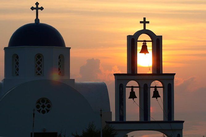 Santorini private tour.Enjoy the top sights in 5 hours!