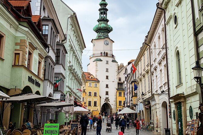 4 Days / 3 nights Vienna-Prague-Bratislava Private Tour Package from Budapest