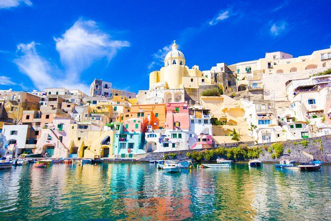 Private door to door transfer from Caserta to Naples