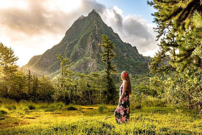 Unique photo shoot in the heart DE Moorea: Beach & mountain combo
