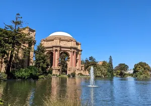 San Francisco Presidio Scavenger Hunt Walking Tour and Game