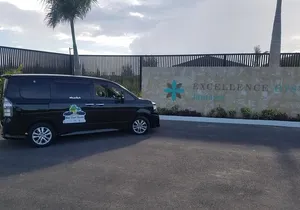 Private Airport Transfer to Excellence Oyster Bay