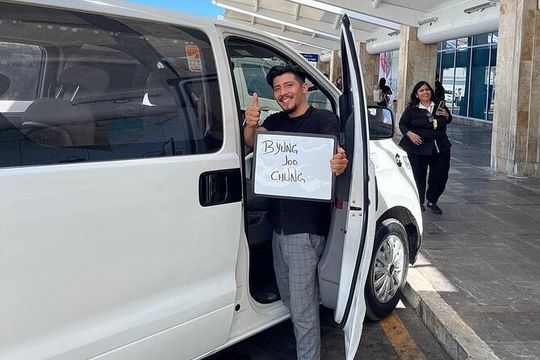 Shared Shuttle from Cancun Airport to Hotel Zone and Downtown