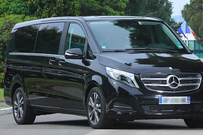 Marseille Provence Airport (MRS) Private Transfer to Marseille