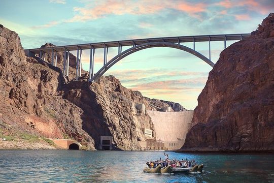Hoover Dam Top-to-Bottom Tour—Dam Walk, Powerplant & River Float