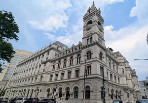 Brooklyn Scavenger Hunt Walking Tour and Game