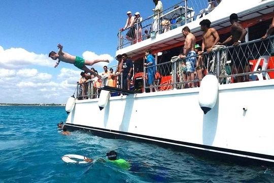 Dancer Cruise Isla Mujeres Snorkel Food and Drinks Included