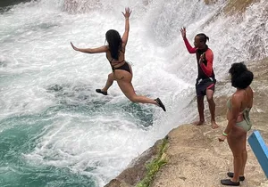 Montego Bay Jamaica to River Tubing and BlueHole River and Falls