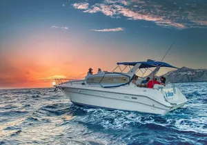 1 Hour Cabo Highlights on a 33ft Luxury Yacht