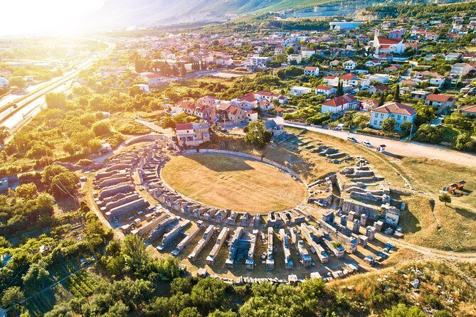 Private Guided Tour to Ancient Salona Klis Fortress,Vranjača Cave