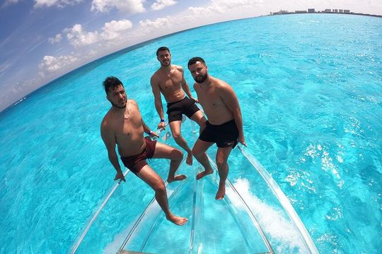 1-hour Clear Boat Tour in Nichupte Lagoon from Cancun
