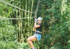 Dunn's River Falls and Park Tour with Zip Line from Montego Bay