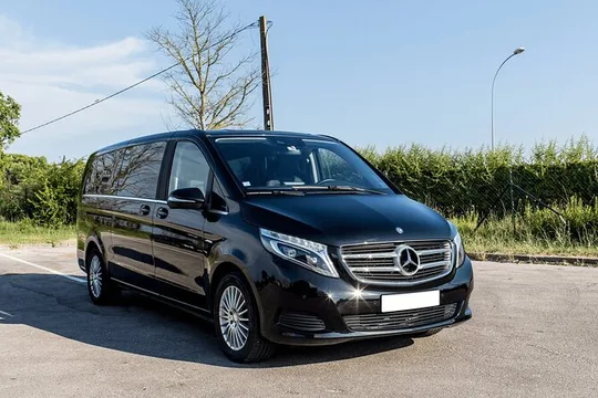 Departure Private Transfer from Prague City to Prague Airport PRG in Car/Van