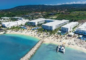 Montego Bay Airport and Riu Palace Jamaica Private Shuttle