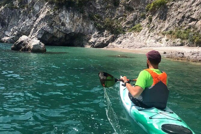 Private Tour Kayaking along Amalfi Coast Half day